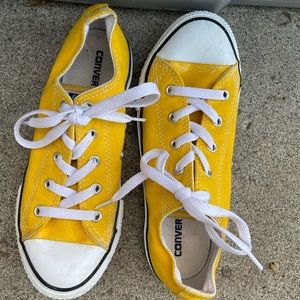 Converse yellow size 3 youth